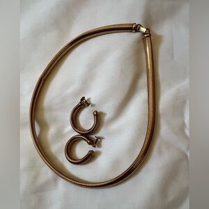 Elegant Gold Necklace and Earring Set